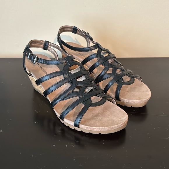 Naturalizer black wedge sandals - Picture 1 of 8